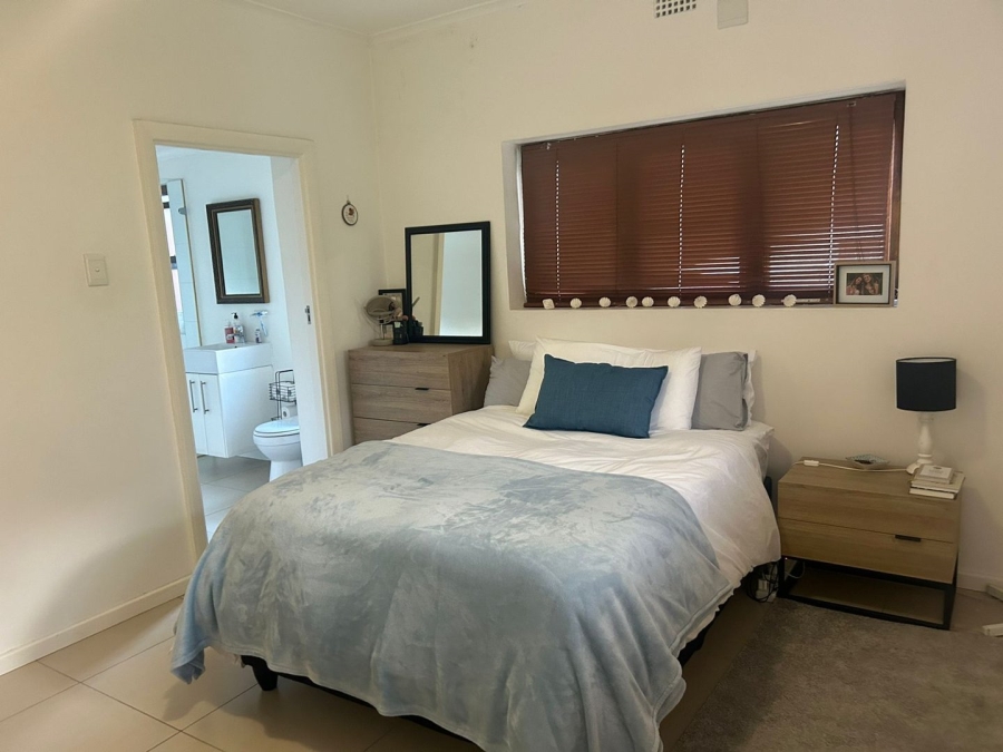 To Let 1 Bedroom Property for Rent in Rondebosch Western Cape
